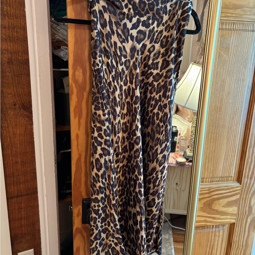 Leopard print skirt H&M sz2